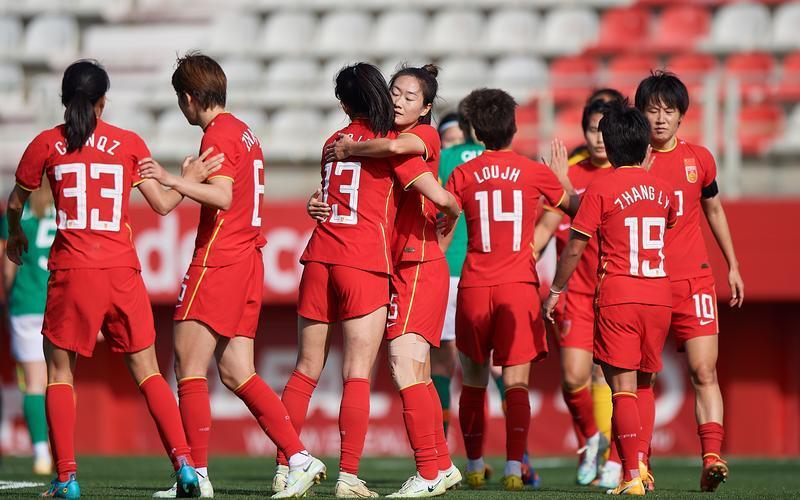 女足联赛球员荣获个人荣誉，技艺获得肯定